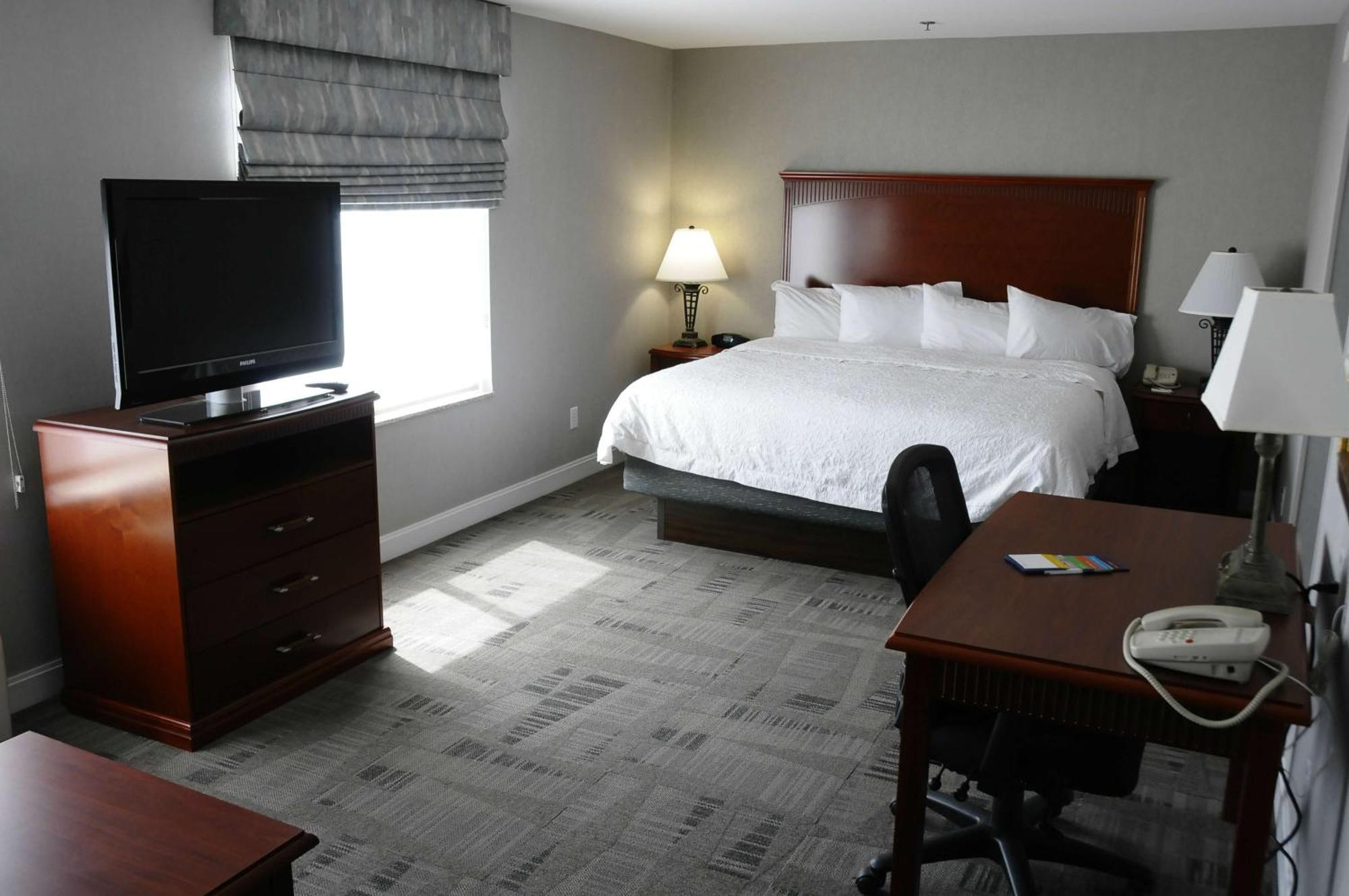 Hampton Inn & Suites Redding Zewnętrze zdjęcie