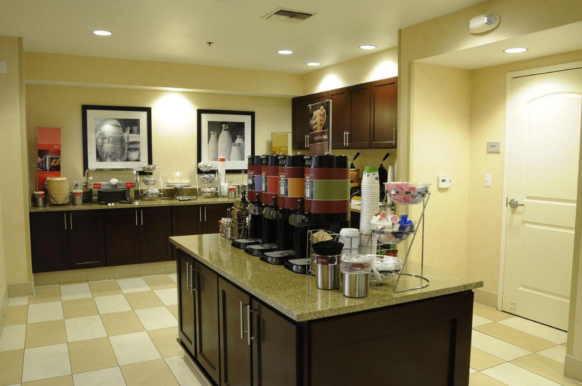 Hampton Inn & Suites Redding Zewnętrze zdjęcie