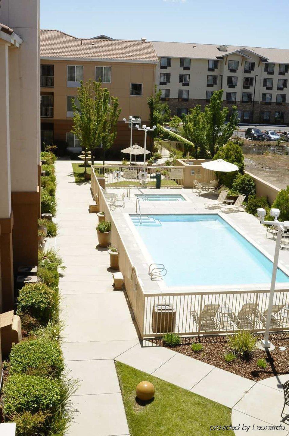 Hampton Inn & Suites Redding Zewnętrze zdjęcie