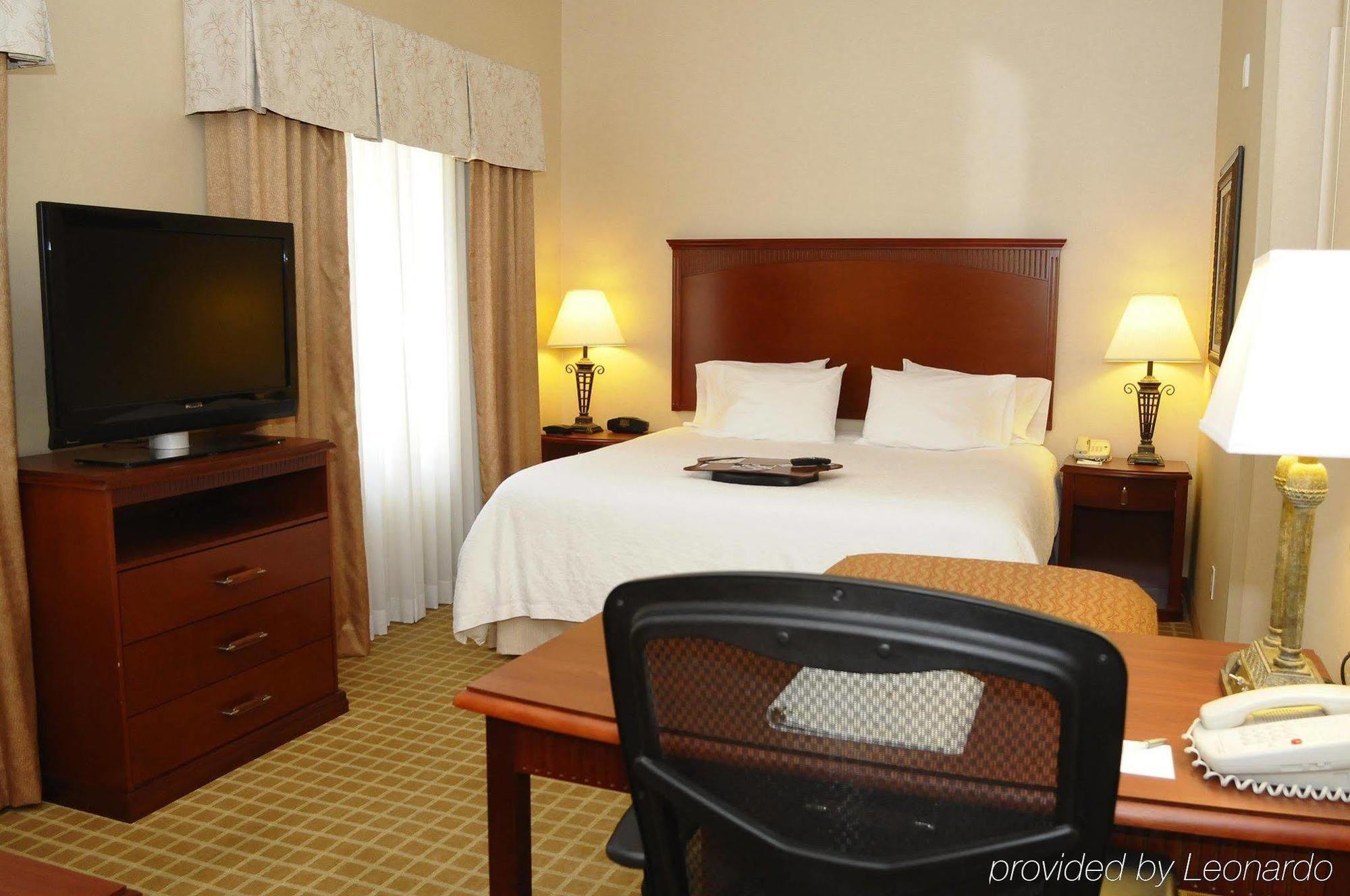 Hampton Inn & Suites Redding Zewnętrze zdjęcie