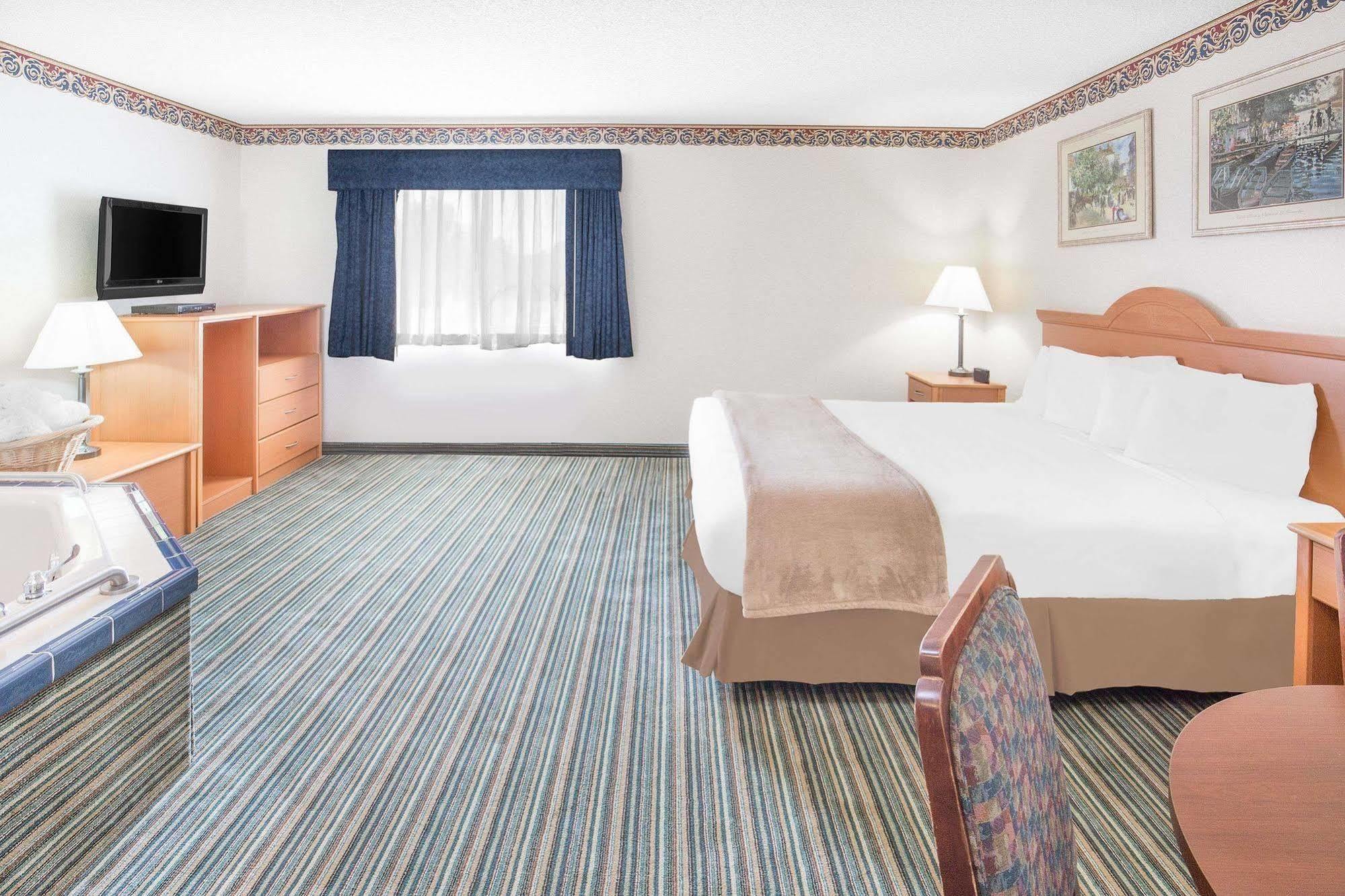 Hampton Inn & Suites Redding Zewnętrze zdjęcie