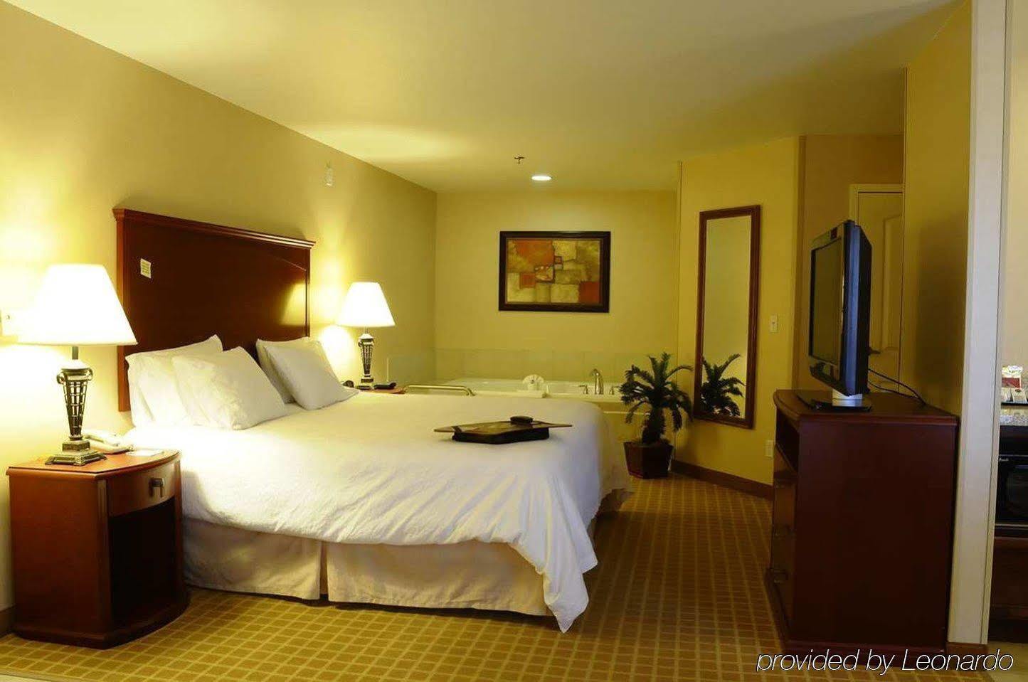 Hampton Inn & Suites Redding Zewnętrze zdjęcie
